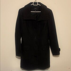 Women’s JACOB wool blend long black winter/fall pee coat.  Size M and like new!